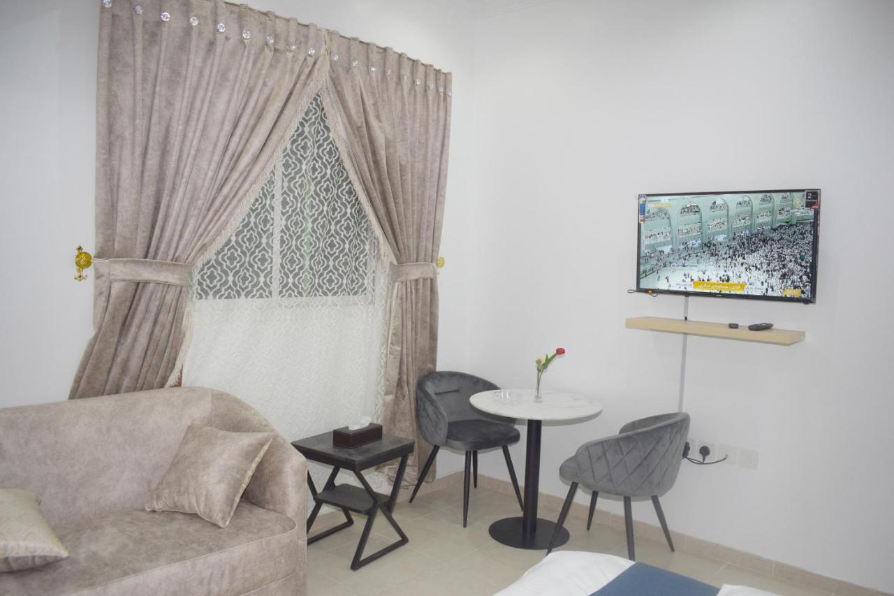نسمة غرناطة للشقق المفروشة