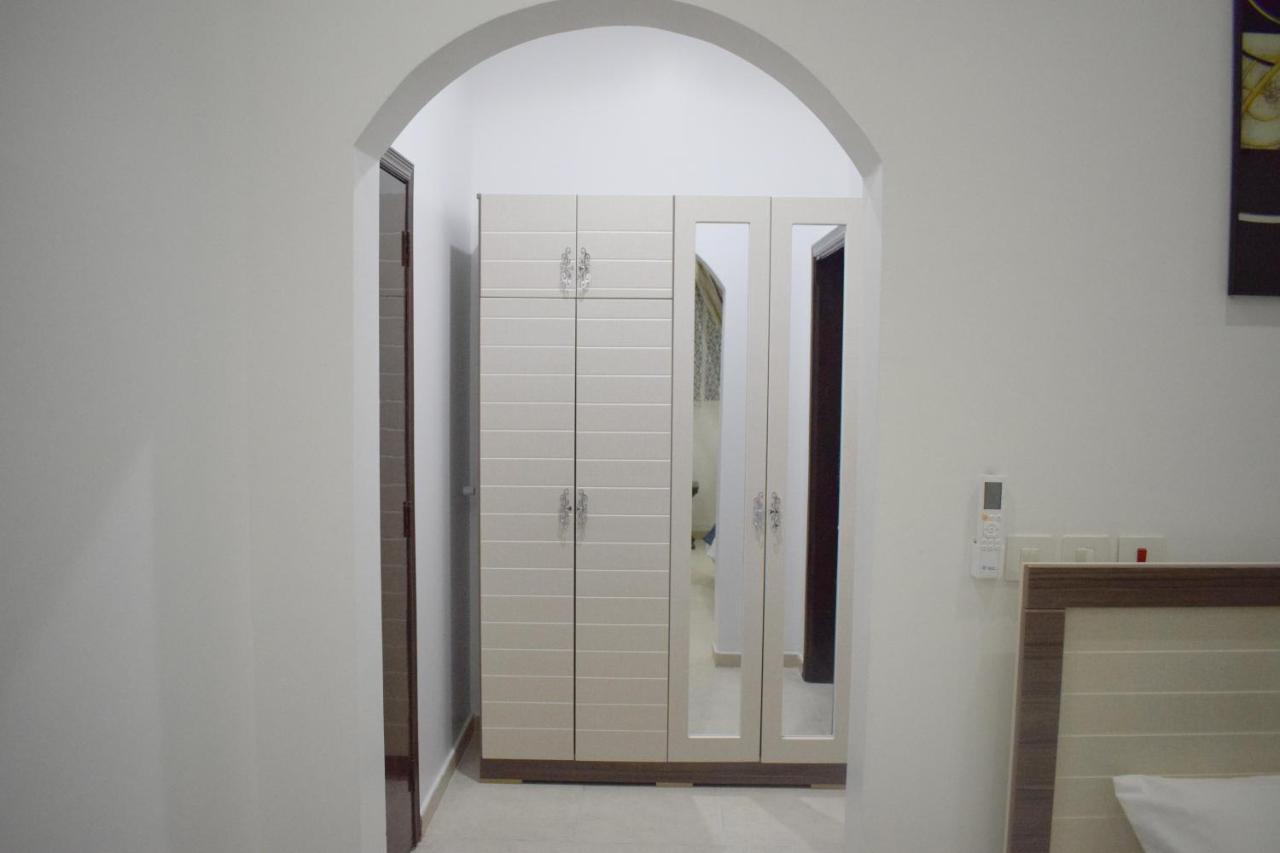 نسمة غرناطة للشقق المفروشة Apartment *
